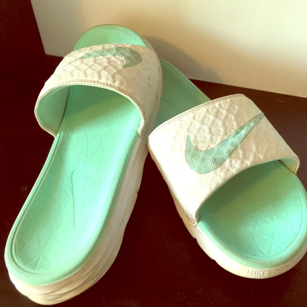 nike slides